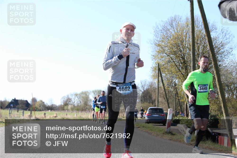 06.04.2025 - 44. Internationalen Wilhelmsburger Insellauf Jannik Wohlers http://msf.ph/oto/7621962 06.04.2025 10:16:30 Laufen 4602, 3445 meine-sportfotos.de