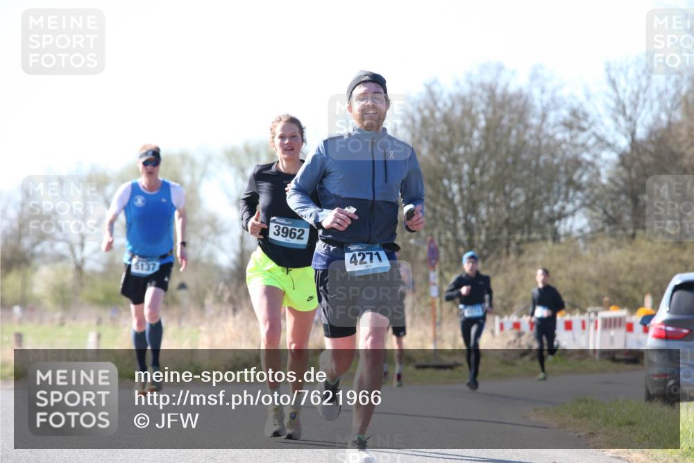 06.04.2025 - 44. Internationalen Wilhelmsburger Insellauf Jannik Wohlers http://msf.ph/oto/7621966 06.04.2025 10:16:33 Laufen 5137, 3962, 4271 meine-sportfotos.de