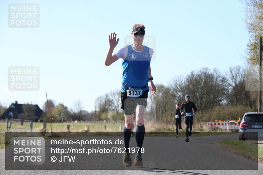 06.04.2025 - 44. Internationalen Wilhelmsburger Insellauf Jannik Wohlers http://msf.ph/oto/7621978 06.04.2025 10:16:38 Laufen 5137, 31, 4323 meine-sportfotos.de