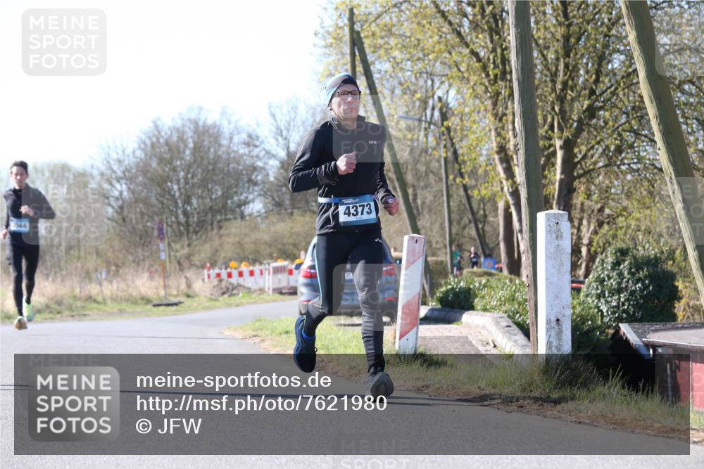 06.04.2025 - 44. Internationalen Wilhelmsburger Insellauf Jannik Wohlers http://msf.ph/oto/7621980 06.04.2025 10:16:42 Laufen 4373 meine-sportfotos.de