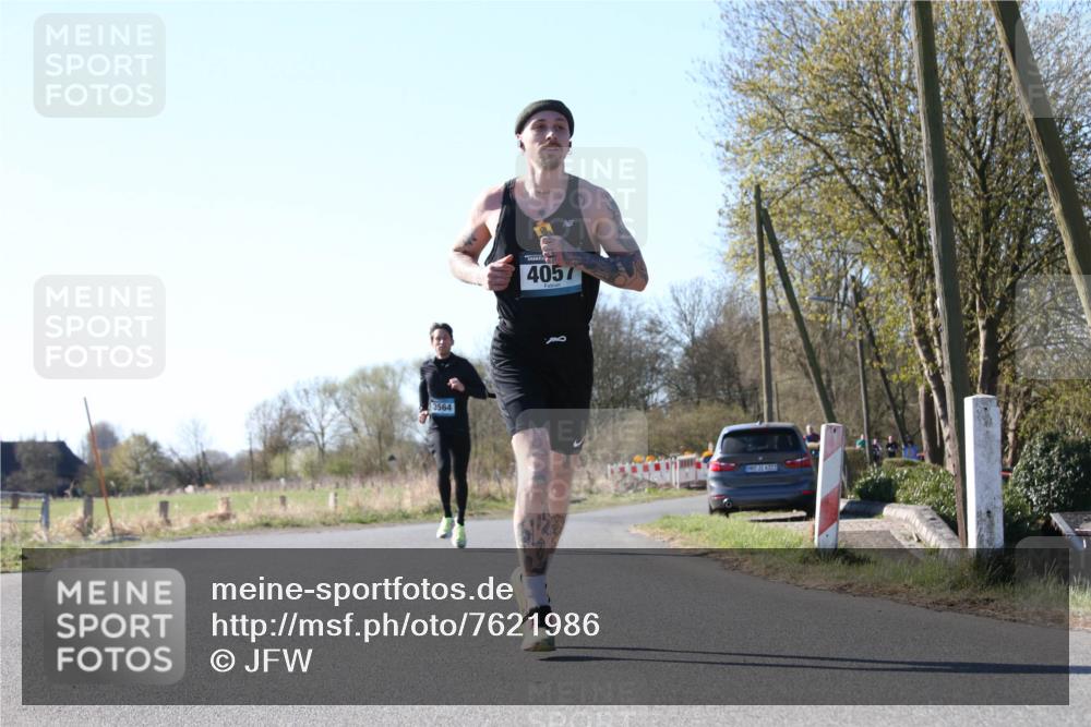06.04.2025 - 44. Internationalen Wilhelmsburger Insellauf Jannik Wohlers http://msf.ph/oto/7621986 06.04.2025 10:16:44 Laufen 3564, 4057, 426, 31, 4523 meine-sportfotos.de