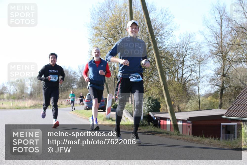 06.04.2025 - 44. Internationalen Wilhelmsburger Insellauf Jannik Wohlers http://msf.ph/oto/7622006 06.04.2025 10:17:02 Laufen 4358, 3769 meine-sportfotos.de