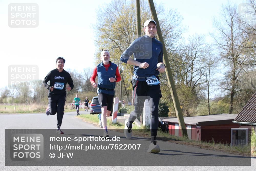 06.04.2025 - 44. Internationalen Wilhelmsburger Insellauf Jannik Wohlers http://msf.ph/oto/7622007 06.04.2025 10:17:02 Laufen 4358, 3769 meine-sportfotos.de