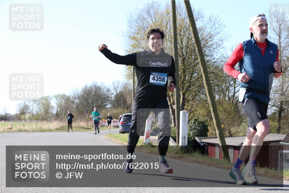 06.04.2025 - 44. Internationalen Wilhelmsburger Insellauf Jannik Wohlers http://msf.ph/oto/7622015 06.04.2025 10:17:03 Laufen 4358 meine-sportfotos.de