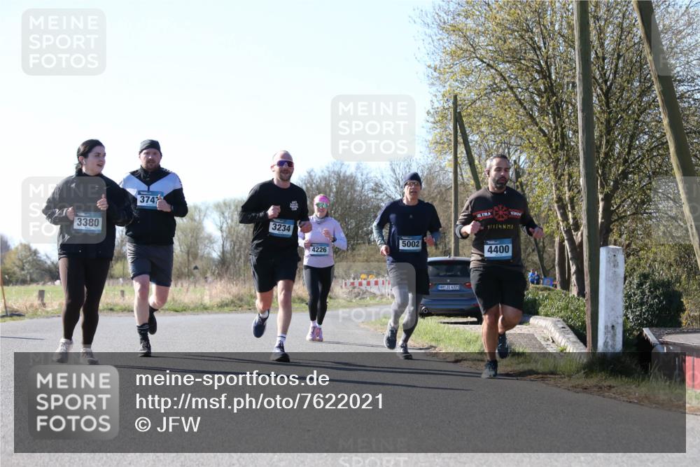 06.04.2025 - 44. Internationalen Wilhelmsburger Insellauf Jannik Wohlers http://msf.ph/oto/7622021 06.04.2025 10:17:16 Laufen 3380, 3747, 3234, 5002, 4226, 31, 43231, 14, 4400 meine-sportfotos.de