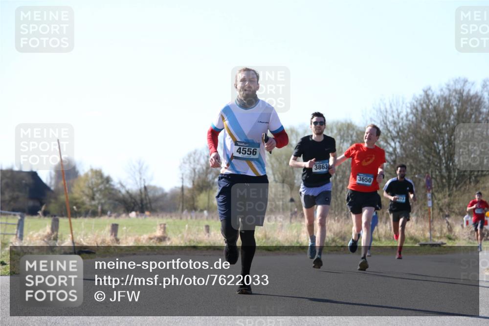 06.04.2025 - 44. Internationalen Wilhelmsburger Insellauf Jannik Wohlers http://msf.ph/oto/7622033 06.04.2025 10:17:31 Laufen 4556, 3863, 3650 meine-sportfotos.de