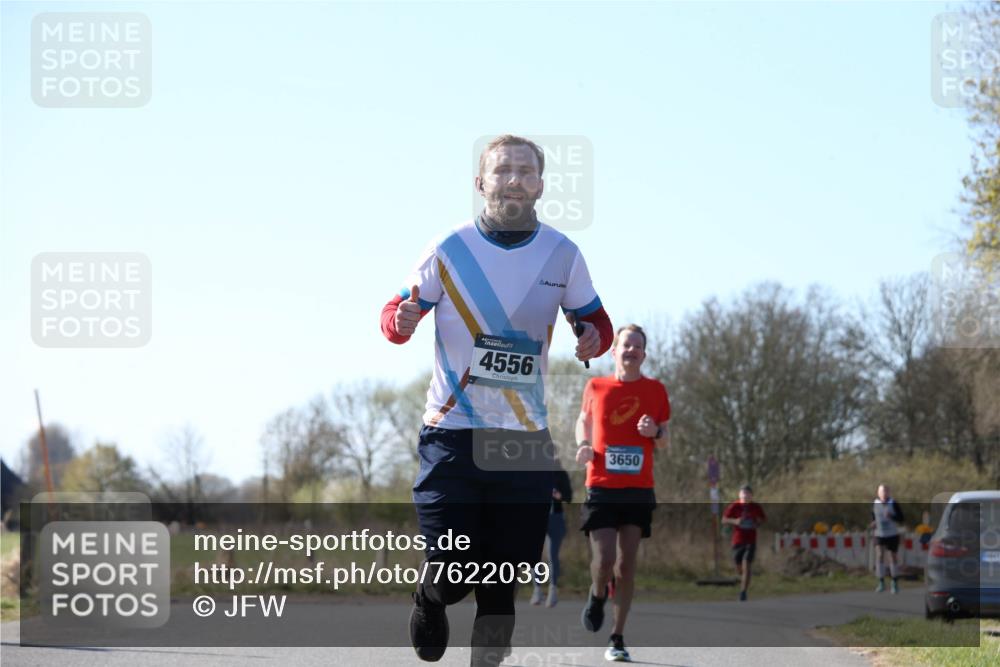 06.04.2025 - 44. Internationalen Wilhelmsburger Insellauf Jannik Wohlers http://msf.ph/oto/7622039 06.04.2025 10:17:33 Laufen 4556, 3650 meine-sportfotos.de