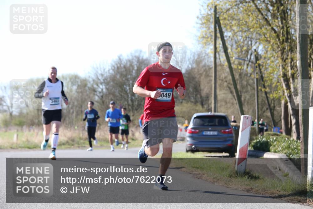 06.04.2025 - 44. Internationalen Wilhelmsburger Insellauf Jannik Wohlers http://msf.ph/oto/7622073 06.04.2025 10:17:46 Laufen 049 meine-sportfotos.de