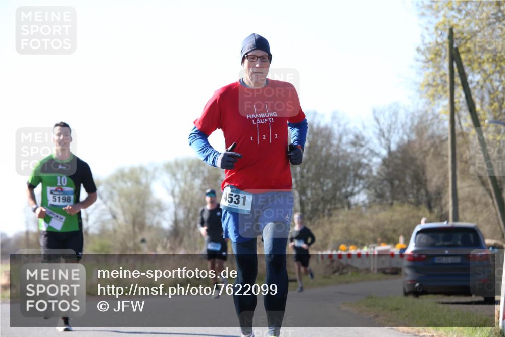 06.04.2025 - 44. Internationalen Wilhelmsburger Insellauf Jannik Wohlers http://msf.ph/oto/7622099 06.04.2025 10:17:57 Laufen 10, 5198, 531, 1, 2, 3 meine-sportfotos.de