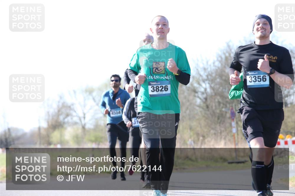 06.04.2025 - 44. Internationalen Wilhelmsburger Insellauf Jannik Wohlers http://msf.ph/oto/7622144 06.04.2025 10:18:13 Laufen 4504, 3826, 3356 meine-sportfotos.de