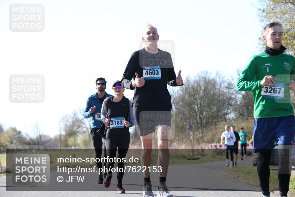 06.04.2025 - 44. Internationalen Wilhelmsburger Insellauf Jannik Wohlers http://msf.ph/oto/7622153 06.04.2025 10:18:16 Laufen 45, 3183, 4603, 1, 3267 meine-sportfotos.de