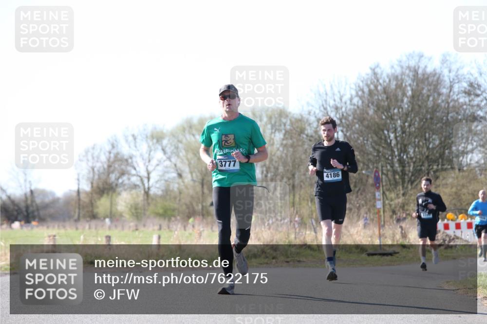 06.04.2025 - 44. Internationalen Wilhelmsburger Insellauf Jannik Wohlers http://msf.ph/oto/7622175 06.04.2025 10:18:27 Laufen 3777, 4186 meine-sportfotos.de