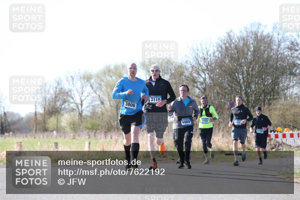 06.04.2025 - 44. Internationalen Wilhelmsburger Insellauf Jannik Wohlers http://msf.ph/oto/7622192 06.04.2025 10:18:38 Laufen 3806, 3118, 4465, 4455, 4262, 3749 meine-sportfotos.de
