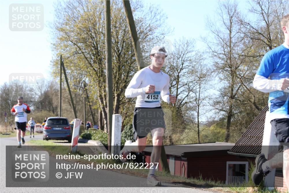 06.04.2025 - 44. Internationalen Wilhelmsburger Insellauf Jannik Wohlers http://msf.ph/oto/7622227 06.04.2025 10:19:06 Laufen 4152 meine-sportfotos.de