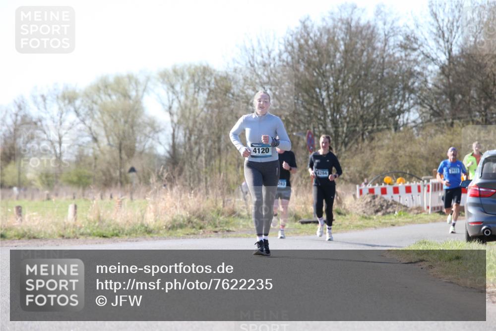 06.04.2025 - 44. Internationalen Wilhelmsburger Insellauf Jannik Wohlers http://msf.ph/oto/7622235 06.04.2025 10:19:15 Laufen 4120, 283, 4284 meine-sportfotos.de