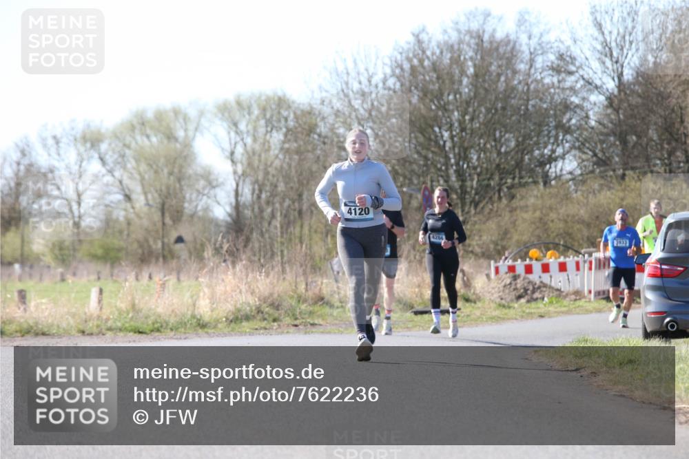 06.04.2025 - 44. Internationalen Wilhelmsburger Insellauf Jannik Wohlers http://msf.ph/oto/7622236 06.04.2025 10:19:15 Laufen 4120, 4284 meine-sportfotos.de