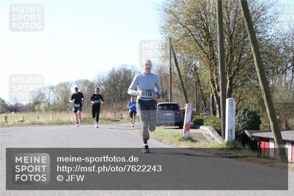 06.04.2025 - 44. Internationalen Wilhelmsburger Insellauf Jannik Wohlers http://msf.ph/oto/7622243 06.04.2025 10:19:19 Laufen 4263, 120, 4321 meine-sportfotos.de