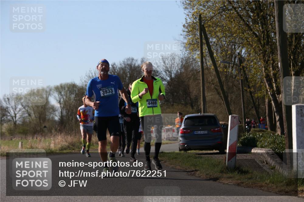 06.04.2025 - 44. Internationalen Wilhelmsburger Insellauf Jannik Wohlers http://msf.ph/oto/7622251 06.04.2025 10:19:28 Laufen 3933, 346, 4469, 31, 4321 meine-sportfotos.de
