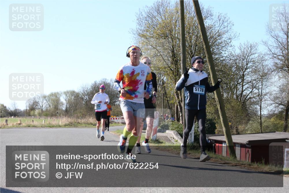 06.04.2025 - 44. Internationalen Wilhelmsburger Insellauf Jannik Wohlers http://msf.ph/oto/7622254 06.04.2025 10:19:34 Laufen 3936, 5178 meine-sportfotos.de