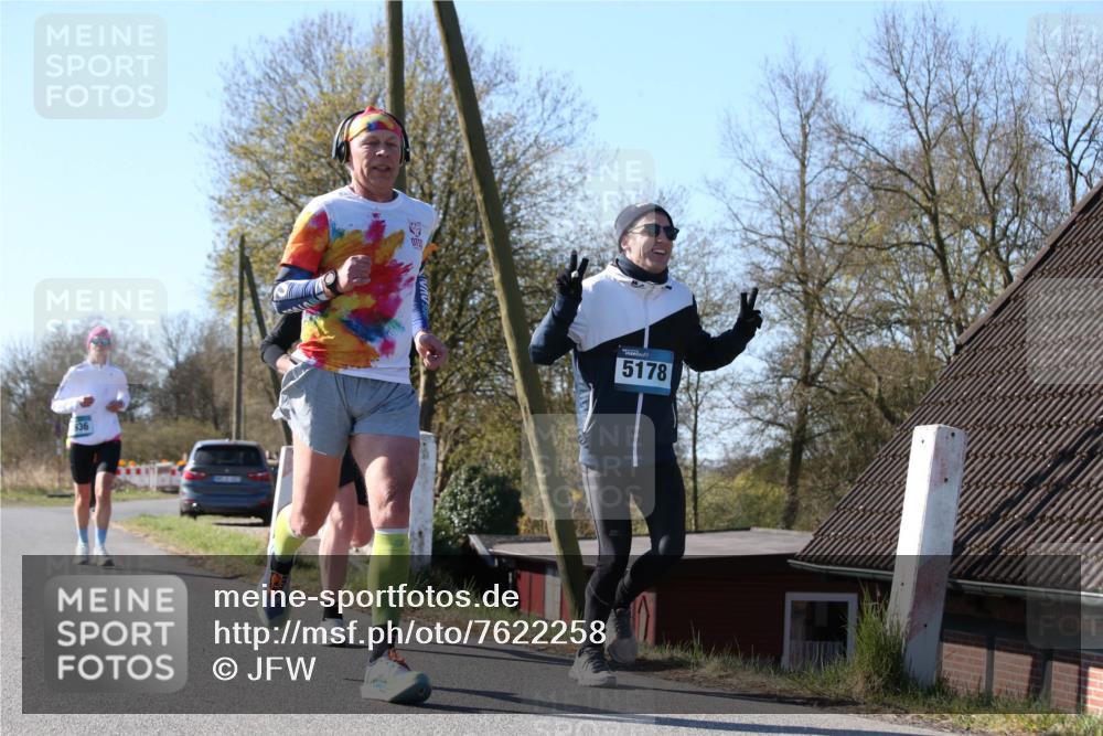 06.04.2025 - 44. Internationalen Wilhelmsburger Insellauf Jannik Wohlers http://msf.ph/oto/7622258 06.04.2025 10:19:35 Laufen 5178 meine-sportfotos.de