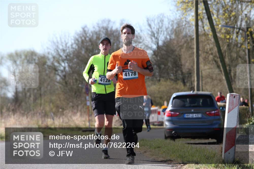 06.04.2025 - 44. Internationalen Wilhelmsburger Insellauf Jannik Wohlers http://msf.ph/oto/7622264 06.04.2025 10:19:39 Laufen 4120, 4178 meine-sportfotos.de