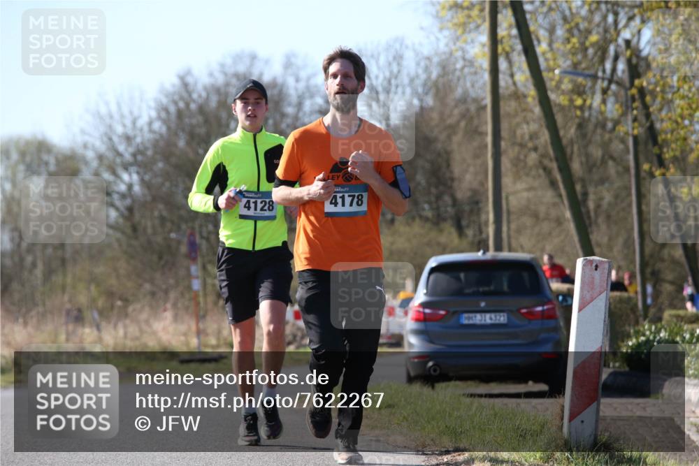 06.04.2025 - 44. Internationalen Wilhelmsburger Insellauf Jannik Wohlers http://msf.ph/oto/7622267 06.04.2025 10:19:40 Laufen 4128, 4178 meine-sportfotos.de