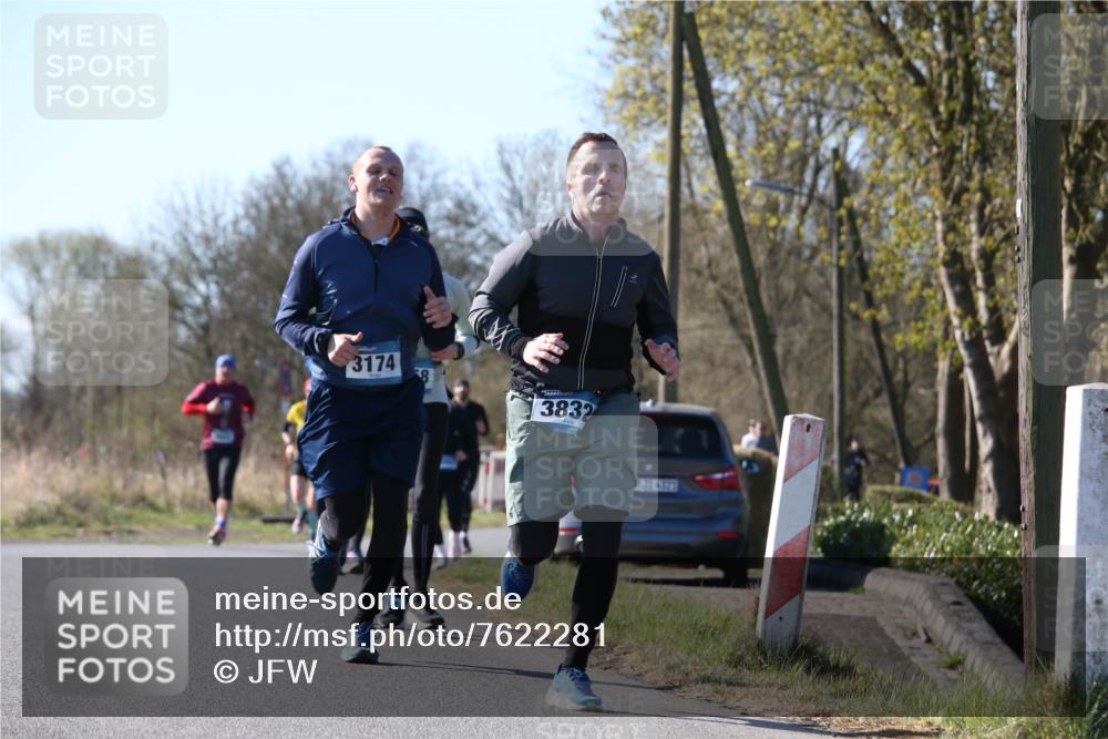 06.04.2025 - 44. Internationalen Wilhelmsburger Insellauf Jannik Wohlers http://msf.ph/oto/7622281 06.04.2025 10:19:55 Laufen 3174, 8, 3832, 31, 4323 meine-sportfotos.de