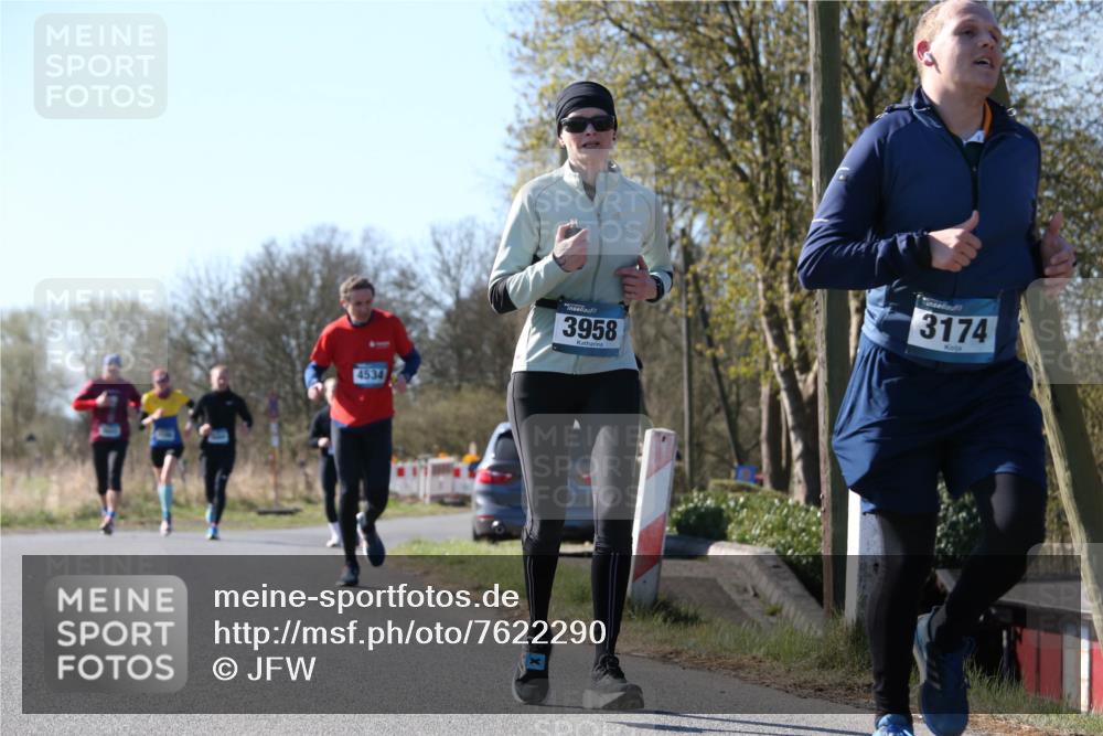06.04.2025 - 44. Internationalen Wilhelmsburger Insellauf Jannik Wohlers http://msf.ph/oto/7622290 06.04.2025 10:19:58 Laufen 4534, 3958, 3174 meine-sportfotos.de
