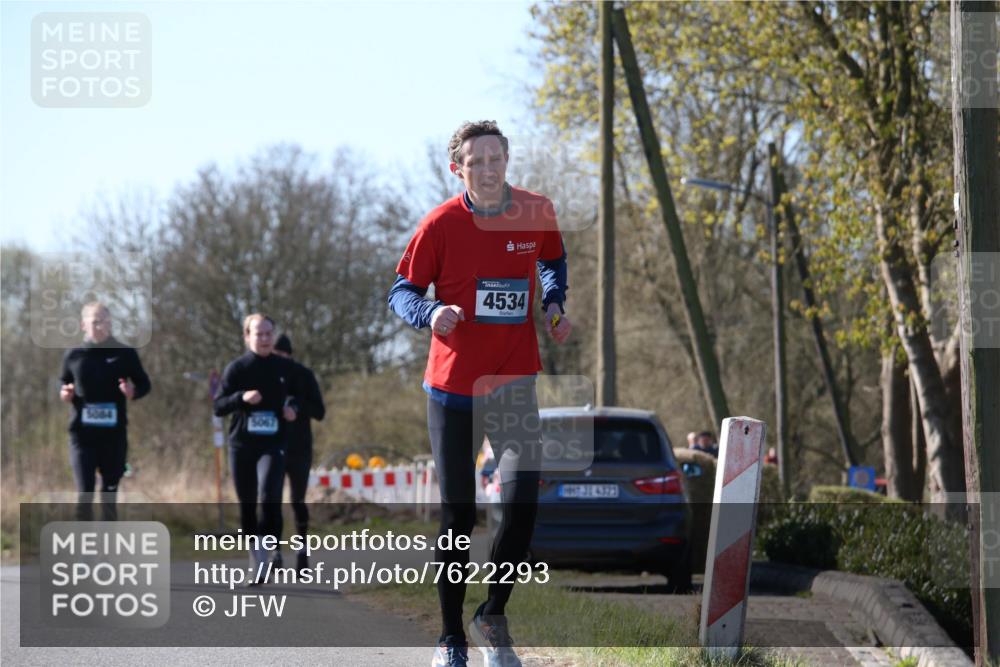 06.04.2025 - 44. Internationalen Wilhelmsburger Insellauf Jannik Wohlers http://msf.ph/oto/7622293 06.04.2025 10:19:59 Laufen 5064, 5067, 4534, 31, 4323 meine-sportfotos.de