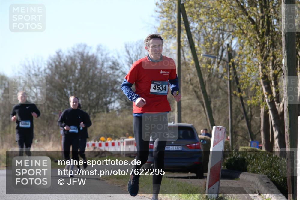 06.04.2025 - 44. Internationalen Wilhelmsburger Insellauf Jannik Wohlers http://msf.ph/oto/7622295 06.04.2025 10:19:59 Laufen 5084, 4534, 31, 4323 meine-sportfotos.de