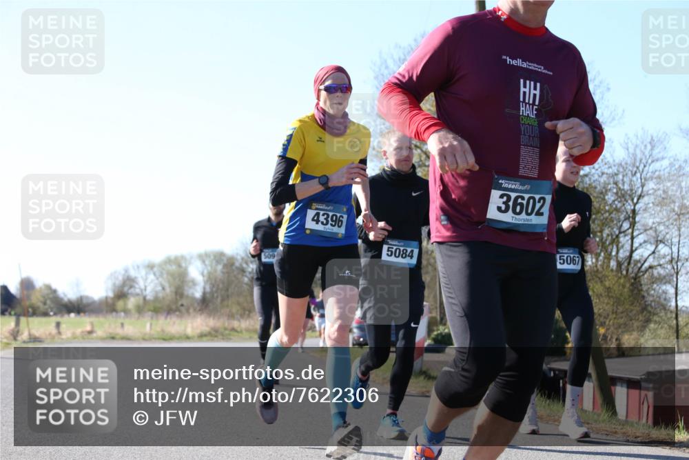 06.04.2025 - 44. Internationalen Wilhelmsburger Insellauf Jannik Wohlers http://msf.ph/oto/7622306 06.04.2025 10:20:07 Laufen 509, 4396, 5084, 28, 3602, 5067 meine-sportfotos.de