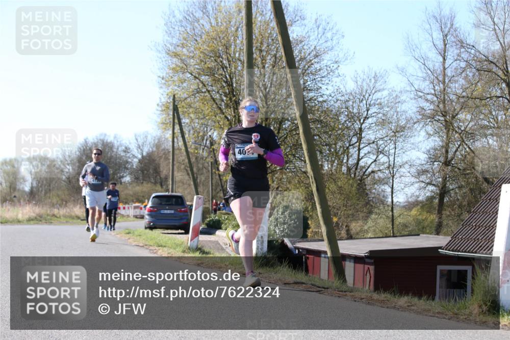 06.04.2025 - 44. Internationalen Wilhelmsburger Insellauf Jannik Wohlers http://msf.ph/oto/7622324 06.04.2025 10:20:13 Laufen 40 meine-sportfotos.de