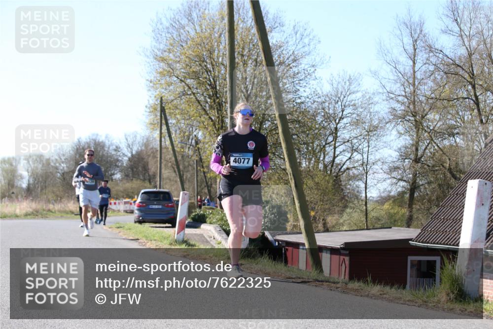 06.04.2025 - 44. Internationalen Wilhelmsburger Insellauf Jannik Wohlers http://msf.ph/oto/7622325 06.04.2025 10:20:13 Laufen 129, 4077 meine-sportfotos.de