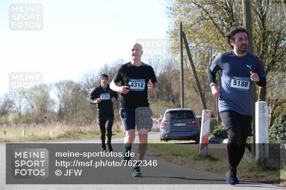 06.04.2025 - 44. Internationalen Wilhelmsburger Insellauf Jannik Wohlers http://msf.ph/oto/7622346 06.04.2025 10:20:22 Laufen 4124, 4312, 14, 8, 31, 4323, 5188 meine-sportfotos.de
