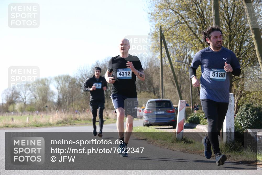 06.04.2025 - 44. Internationalen Wilhelmsburger Insellauf Jannik Wohlers http://msf.ph/oto/7622347 06.04.2025 10:20:22 Laufen 4124, 4312, 1428, 31, 4323, 5188 meine-sportfotos.de