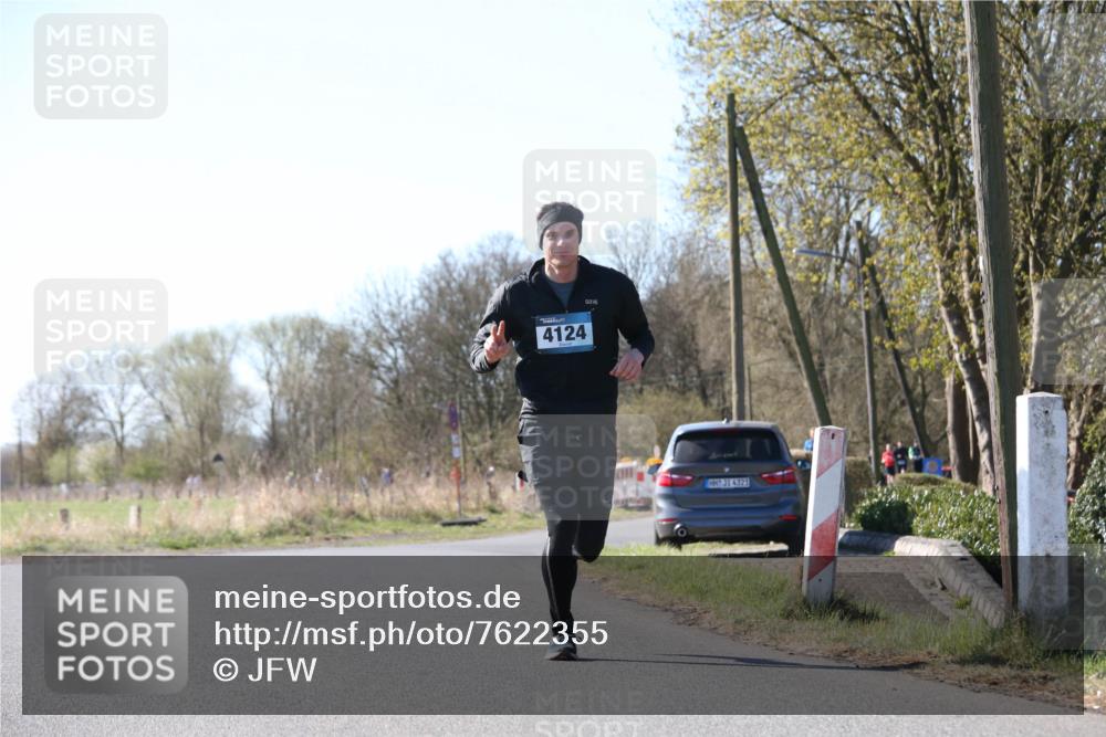 06.04.2025 - 44. Internationalen Wilhelmsburger Insellauf Jannik Wohlers http://msf.ph/oto/7622355 06.04.2025 10:20:24 Laufen 4124, 31, 4321 meine-sportfotos.de
