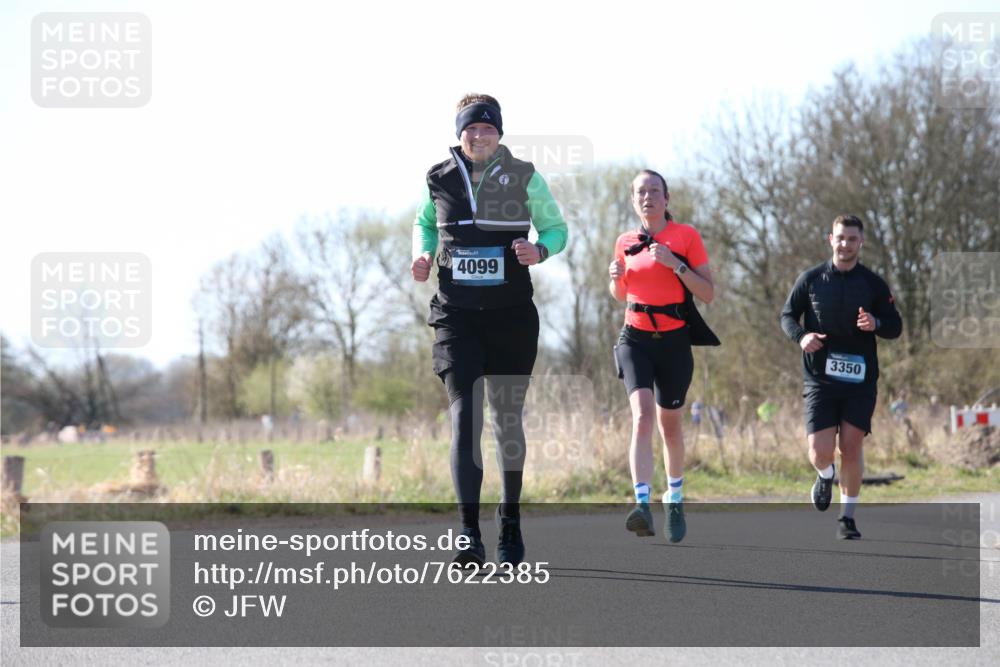 06.04.2025 - 44. Internationalen Wilhelmsburger Insellauf Jannik Wohlers http://msf.ph/oto/7622385 06.04.2025 10:20:55 Laufen 4099, 3350 meine-sportfotos.de