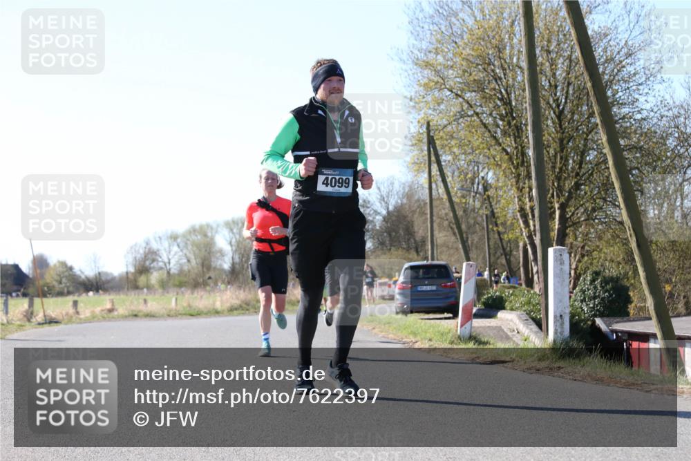 06.04.2025 - 44. Internationalen Wilhelmsburger Insellauf Jannik Wohlers http://msf.ph/oto/7622397 06.04.2025 10:20:59 Laufen 4099, 145, 316223 meine-sportfotos.de