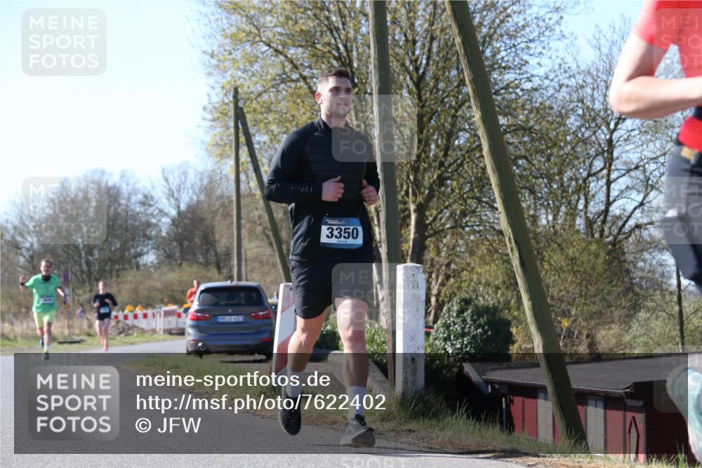 06.04.2025 - 44. Internationalen Wilhelmsburger Insellauf Jannik Wohlers http://msf.ph/oto/7622402 06.04.2025 10:21:02 Laufen 3350 meine-sportfotos.de