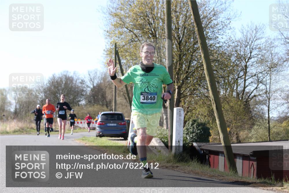 06.04.2025 - 44. Internationalen Wilhelmsburger Insellauf Jannik Wohlers http://msf.ph/oto/7622412 06.04.2025 10:21:09 Laufen 4990, 3840 meine-sportfotos.de