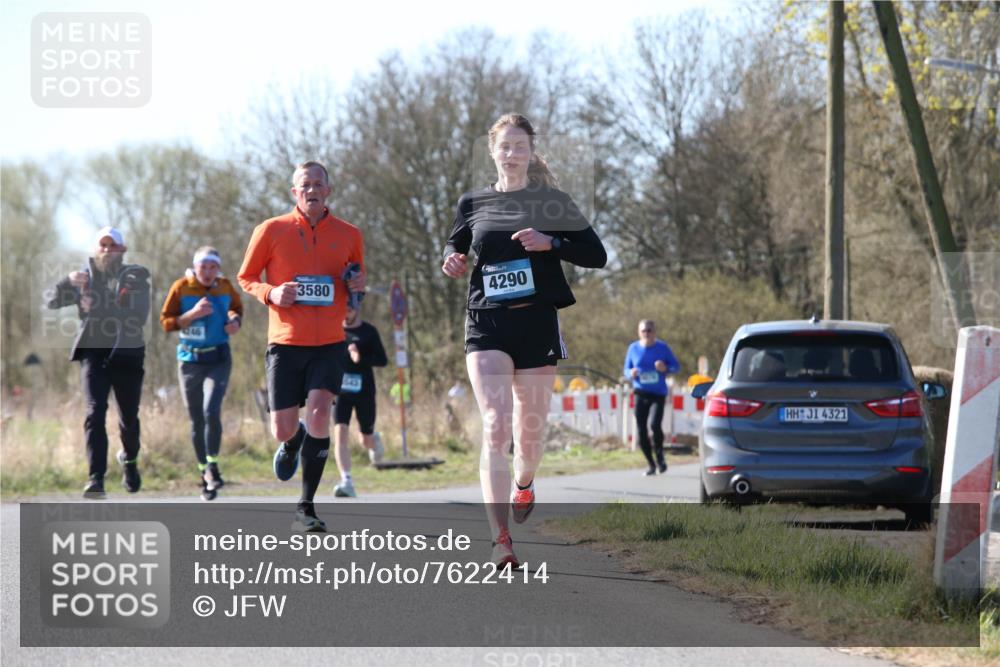 06.04.2025 - 44. Internationalen Wilhelmsburger Insellauf Jannik Wohlers http://msf.ph/oto/7622414 06.04.2025 10:21:12 Laufen 246, 3580, 4290, 1543, 4321 meine-sportfotos.de