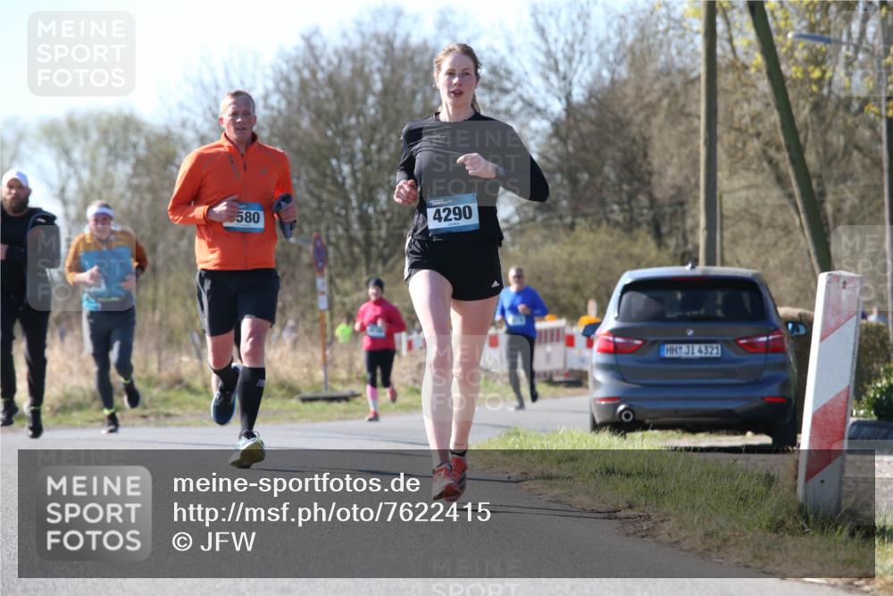 06.04.2025 - 44. Internationalen Wilhelmsburger Insellauf Jannik Wohlers http://msf.ph/oto/7622415 06.04.2025 10:21:13 Laufen 580, 4290, 31, 4321 meine-sportfotos.de