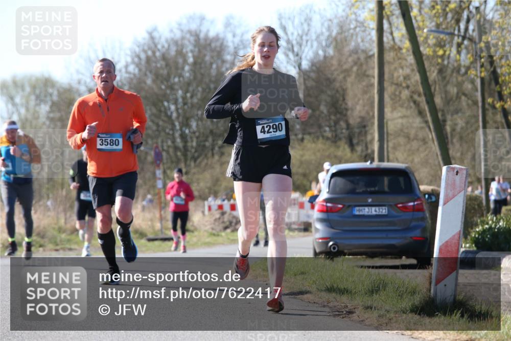 06.04.2025 - 44. Internationalen Wilhelmsburger Insellauf Jannik Wohlers http://msf.ph/oto/7622417 06.04.2025 10:21:13 Laufen 3580, 4290, 4321 meine-sportfotos.de