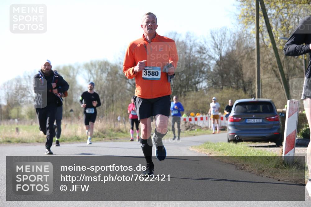 06.04.2025 - 44. Internationalen Wilhelmsburger Insellauf Jannik Wohlers http://msf.ph/oto/7622421 06.04.2025 10:21:15 Laufen 3580 meine-sportfotos.de