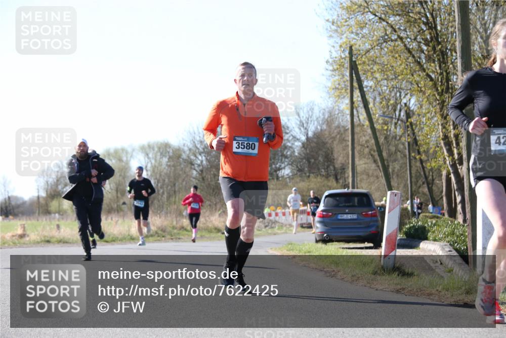 06.04.2025 - 44. Internationalen Wilhelmsburger Insellauf Jannik Wohlers http://msf.ph/oto/7622425 06.04.2025 10:21:16 Laufen 3580, 31, 4323, 42 meine-sportfotos.de