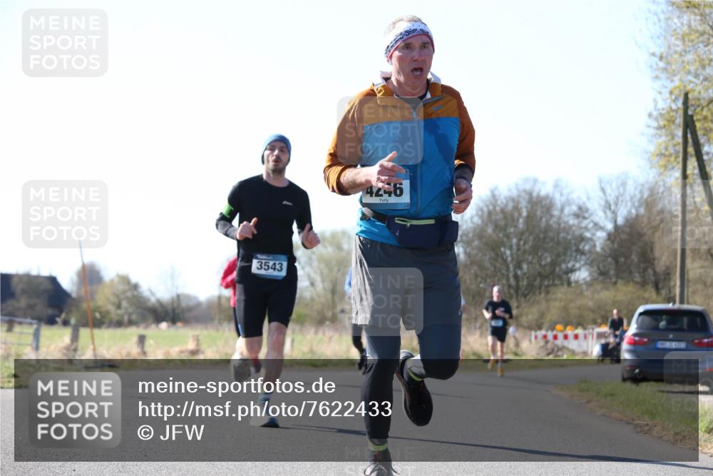 06.04.2025 - 44. Internationalen Wilhelmsburger Insellauf Jannik Wohlers http://msf.ph/oto/7622433 06.04.2025 10:21:21 Laufen 3543, 4246 meine-sportfotos.de