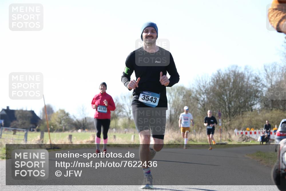 06.04.2025 - 44. Internationalen Wilhelmsburger Insellauf Jannik Wohlers http://msf.ph/oto/7622436 06.04.2025 10:21:23 Laufen 4530, 3543 meine-sportfotos.de