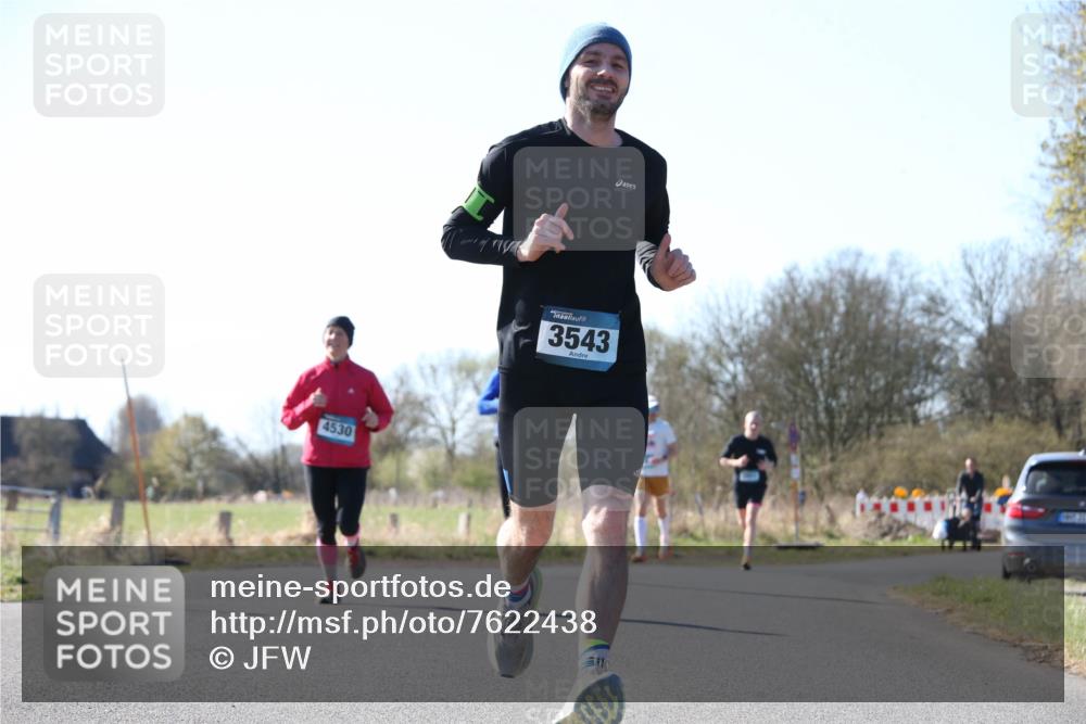 06.04.2025 - 44. Internationalen Wilhelmsburger Insellauf Jannik Wohlers http://msf.ph/oto/7622438 06.04.2025 10:21:23 Laufen 4530, 3543 meine-sportfotos.de