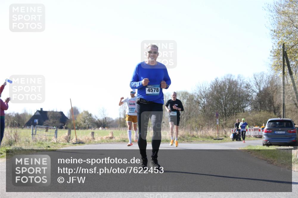 06.04.2025 - 44. Internationalen Wilhelmsburger Insellauf Jannik Wohlers http://msf.ph/oto/7622453 06.04.2025 10:21:28 Laufen 4578, 5051, 3801, 31, 4321 meine-sportfotos.de