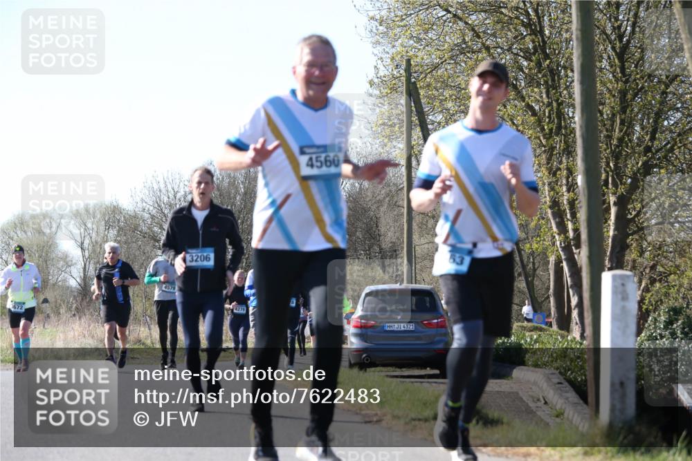 06.04.2025 - 44. Internationalen Wilhelmsburger Insellauf Jannik Wohlers http://msf.ph/oto/7622483 06.04.2025 10:21:47 Laufen 3672, 4579, 3206, 4560, 4279, 4321, 63 meine-sportfotos.de